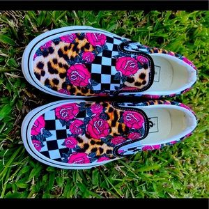Classic Vans Slip On Shoes. Leopard, Roses and Checkered.